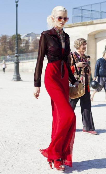 Wat te dragen met een rode rok - tips stylisten
